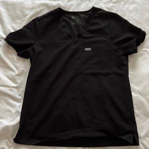 Black Figs M Catarina Scrub Top - Women's